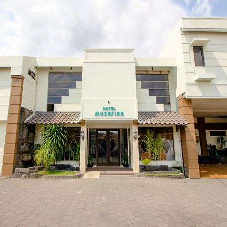 Oyo 1683 Hotel Musafira Syariah Yogyakarta Exterior photo
