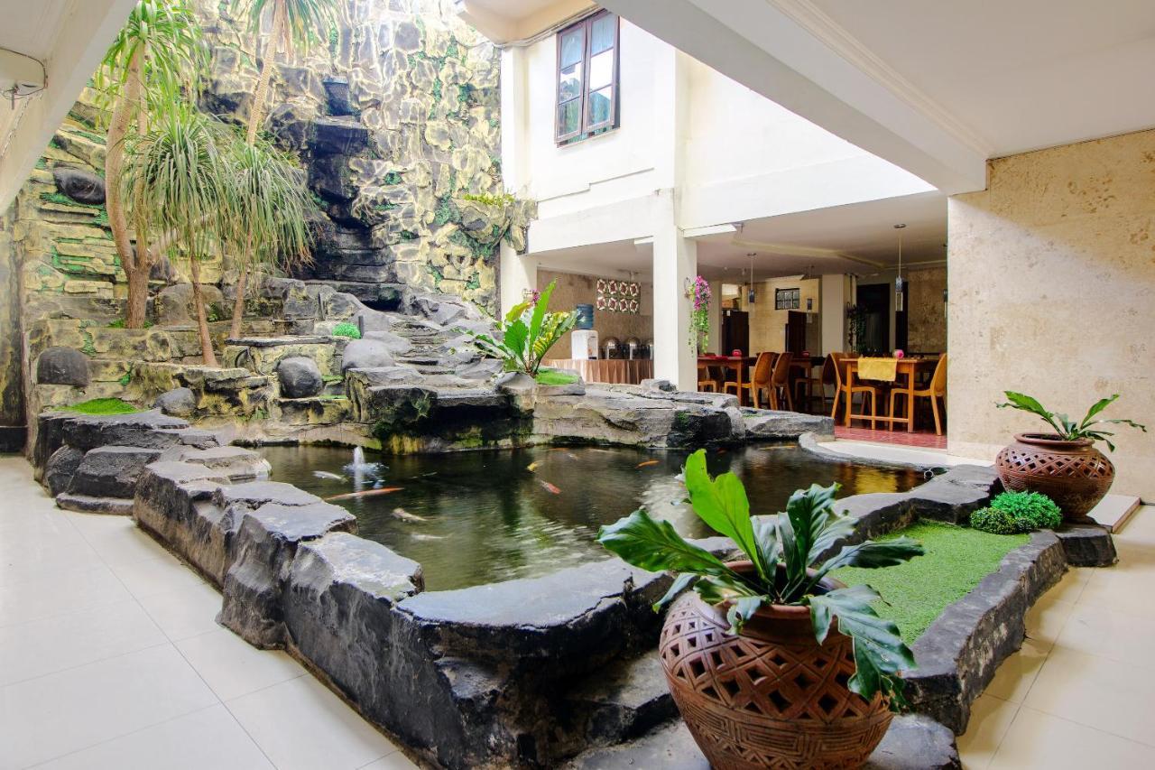 Oyo 1683 Hotel Musafira Syariah Yogyakarta Exterior photo