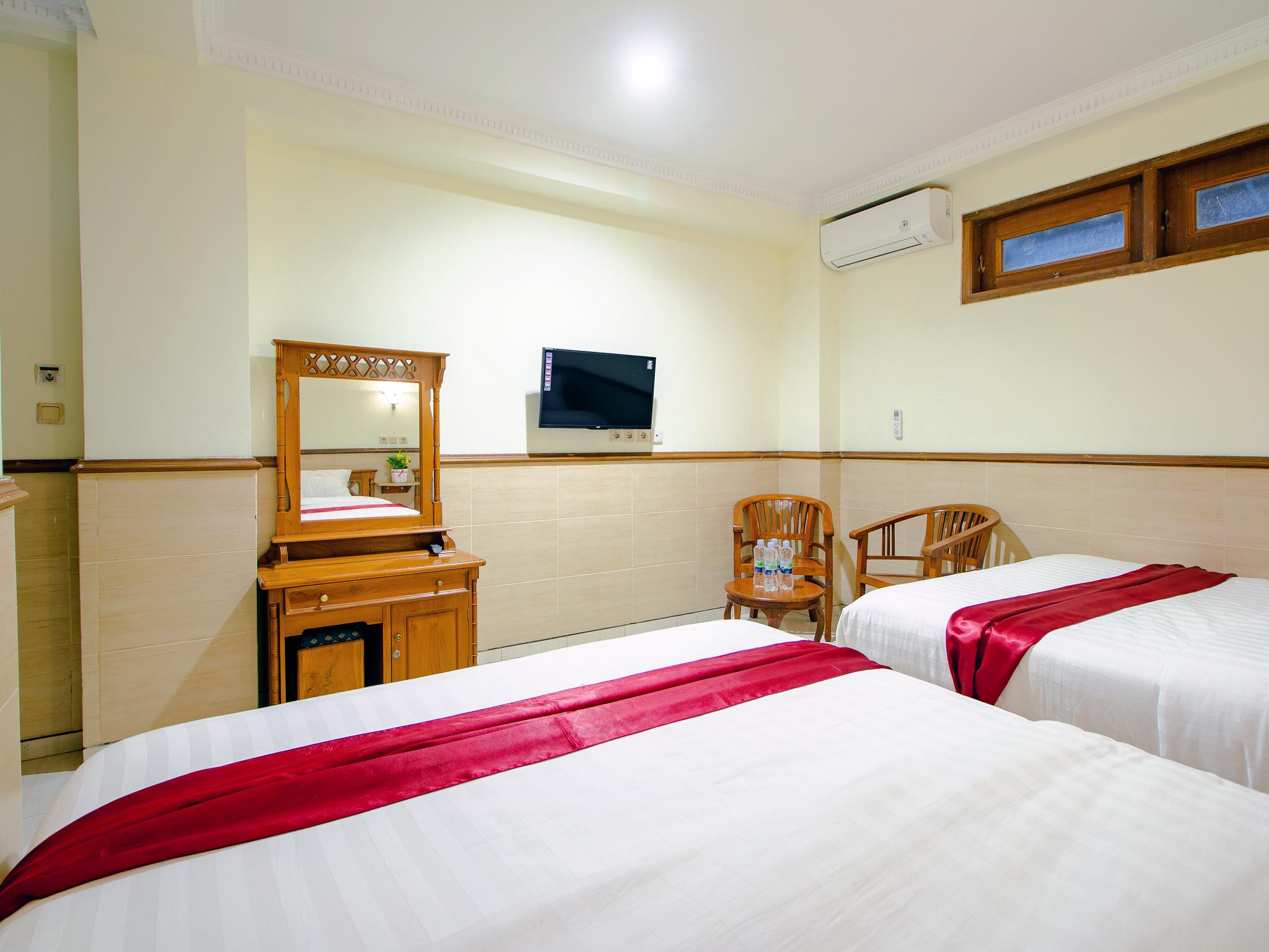 Oyo 1683 Hotel Musafira Syariah Yogyakarta Exterior photo