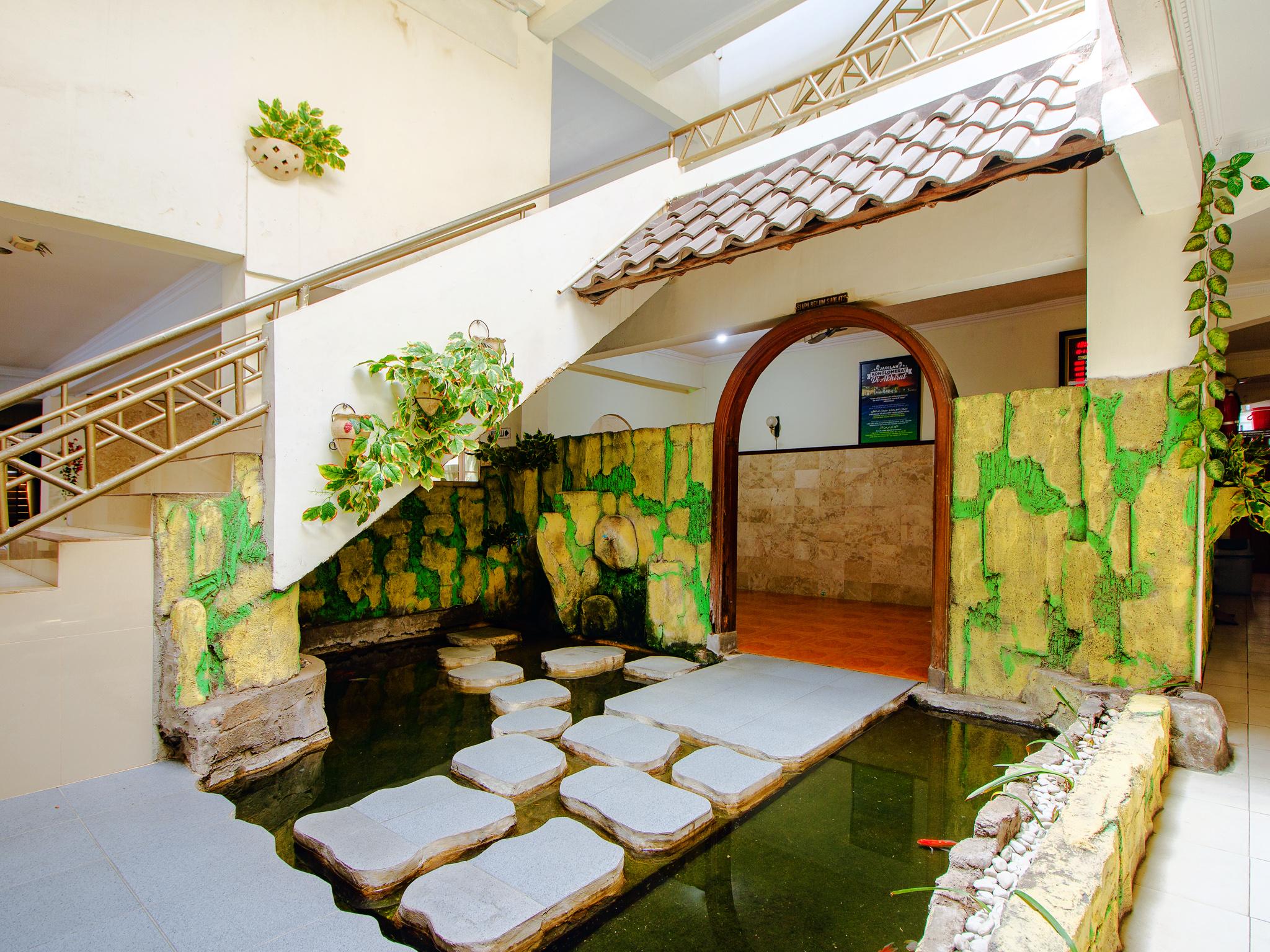 Oyo 1683 Hotel Musafira Syariah Yogyakarta Exterior photo