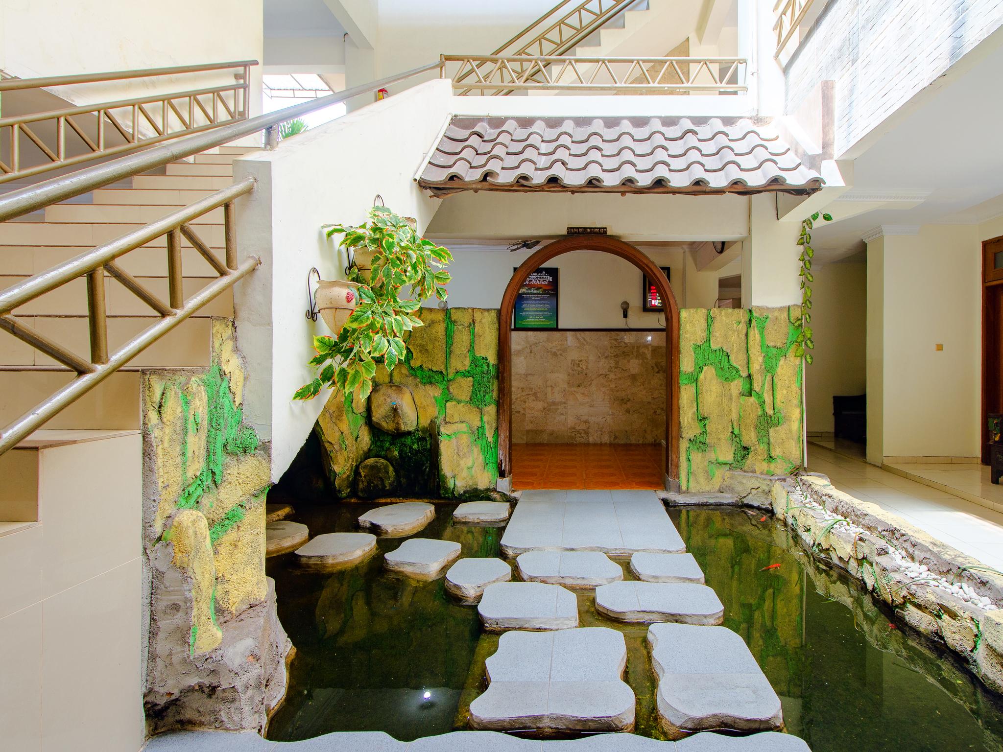 Oyo 1683 Hotel Musafira Syariah Yogyakarta Exterior photo